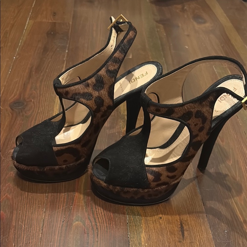 Fendi Brown and Black Heels with Stiletto Design